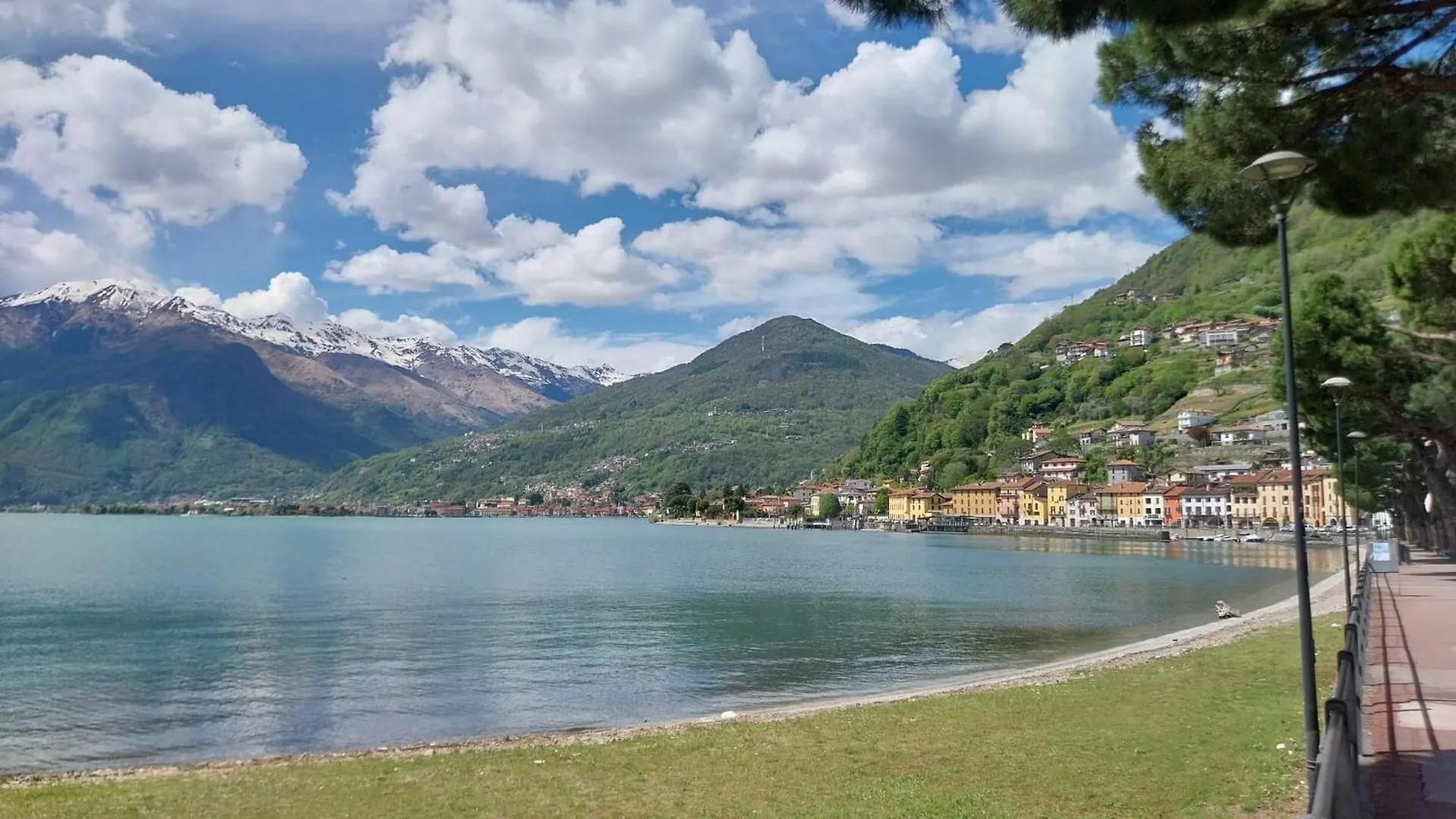 Vichi'S Nest Apartment Pianello Del Lario 0*,